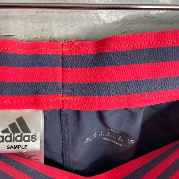 Adidas shorts gray and pink size small athletic - Picture 5 of 9